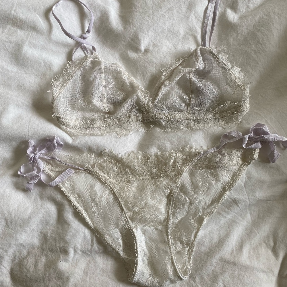 Free people lacy bra and underwear set